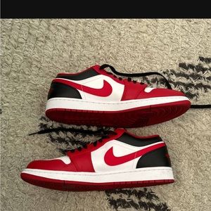 Air Jordan 1 low reverse black size 11 men’s